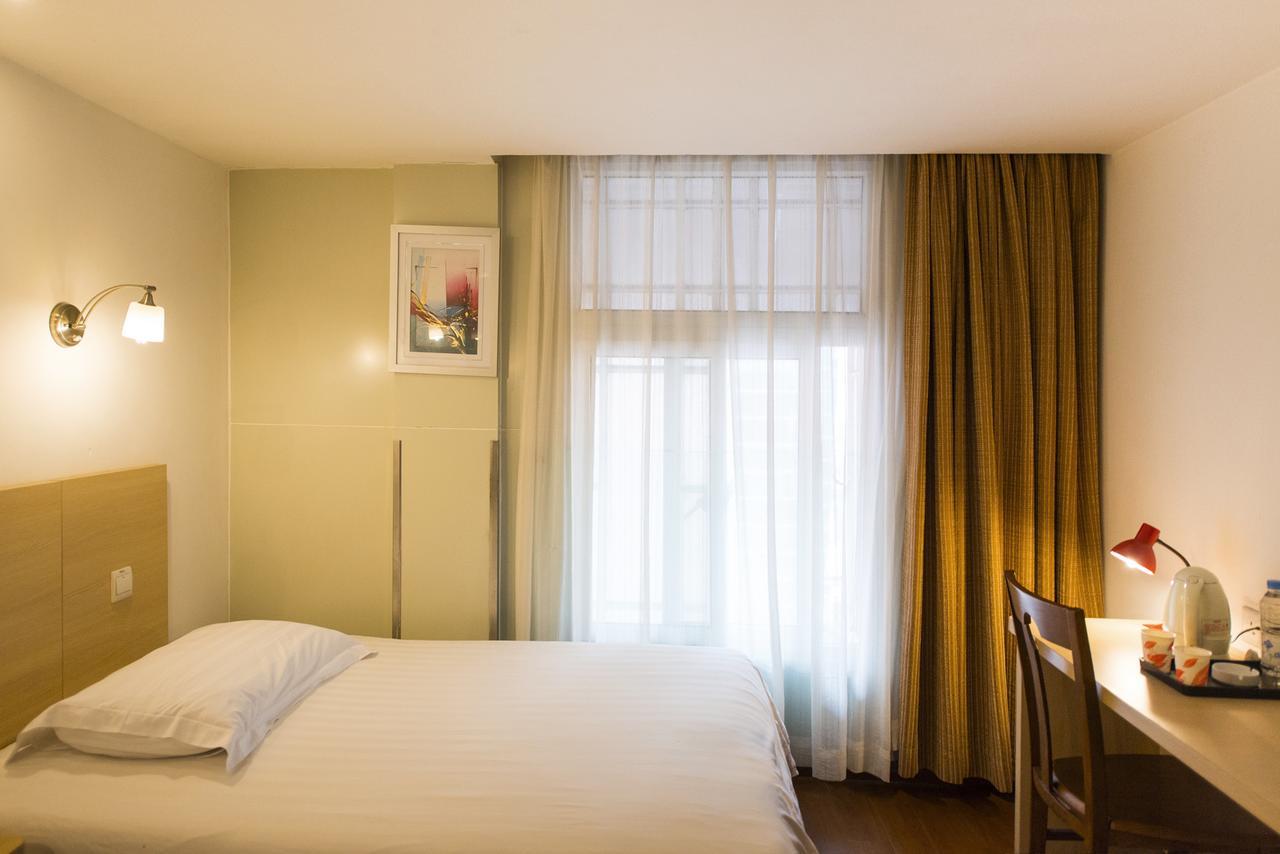 Motel Shanghai Sinan Road Екстериор снимка