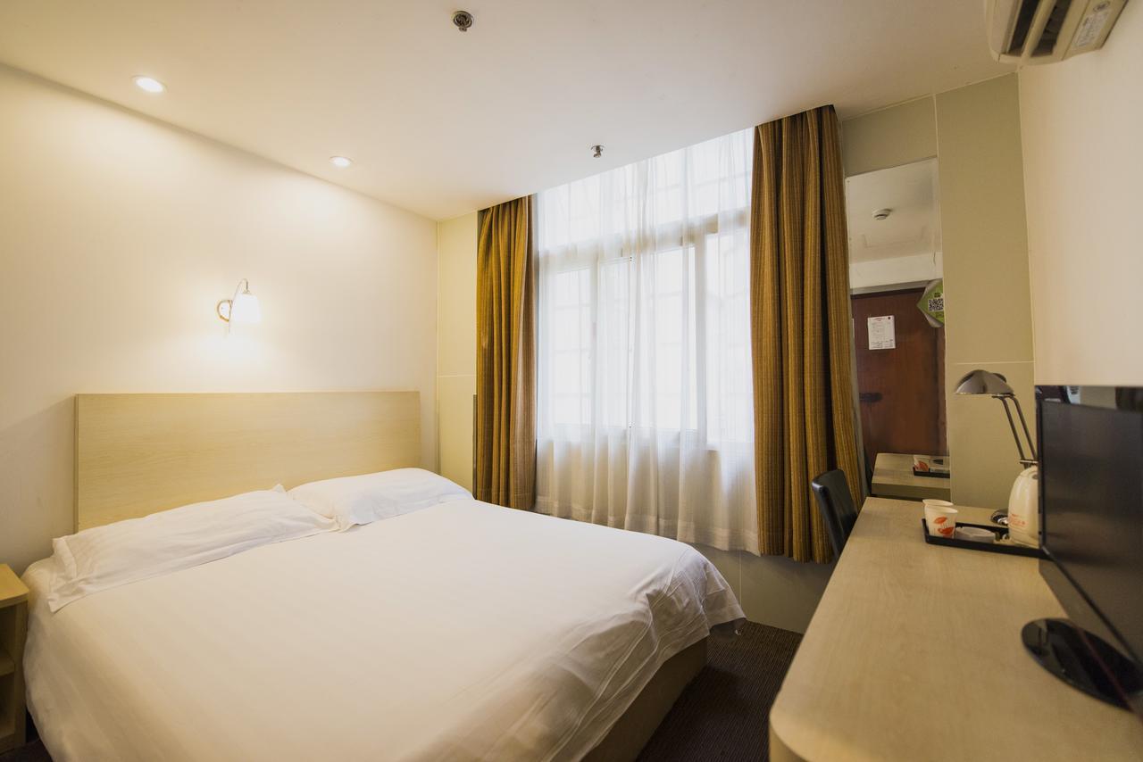 Motel Shanghai Sinan Road Екстериор снимка