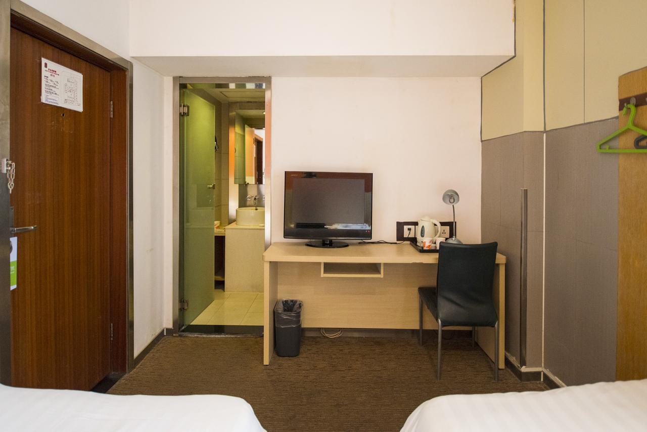 Motel Shanghai Sinan Road Екстериор снимка